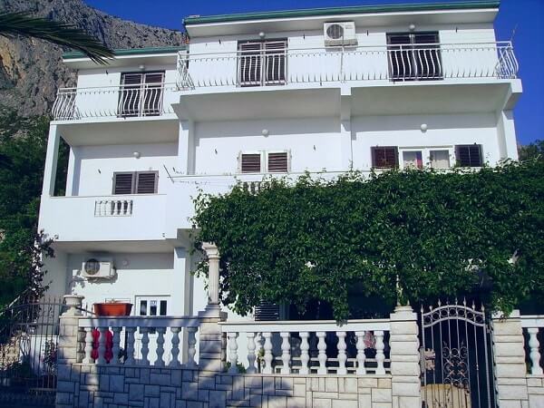Apartments Seaview