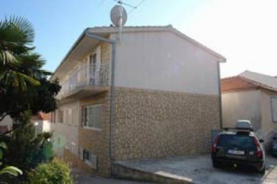 Apartment Burica 