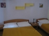 thumb_718_4.jpg