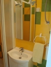 thumb_886_5.jpg